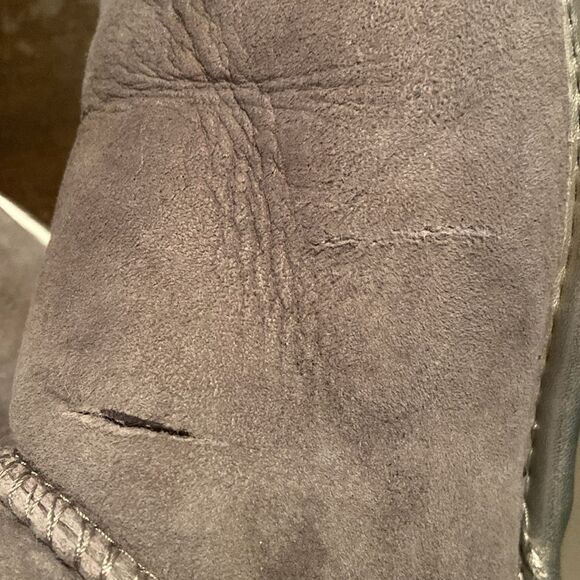 UGG CLASSIC ULTRA MINI SHINE Gray & silver boots size 9 - Picture 9 of 9